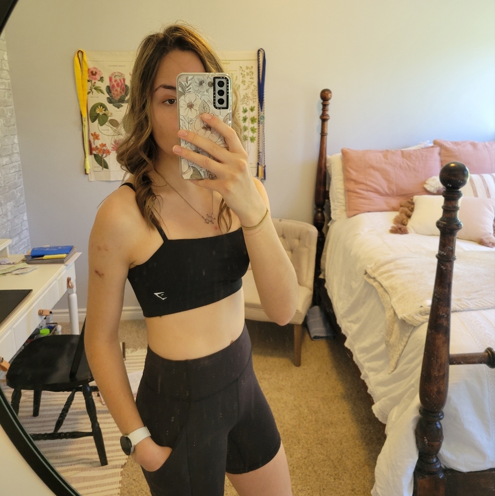 Gymshark Black Bandeau Sports Bra with Adjustable Straps